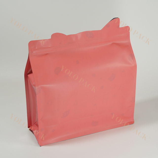 MOPP/VMPET/PE Pet Treat Pouch Outdoor Dog Treat Bags Portable Pet-Bag-Food 8 Side Seal Pet Food Packaging Snack Pouch Shaped Zipper Bag Pet Food